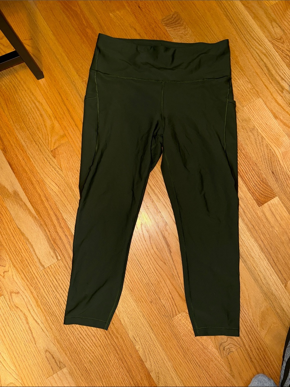 Athleta Olive Green Capri Leggings